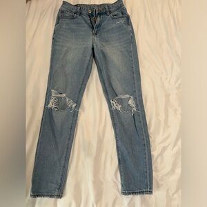 American Eagle ripped mom jeans